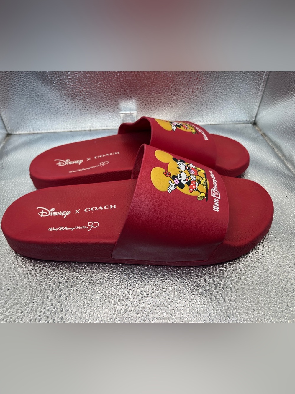 COACH X Disney Mickey/Minnie Slide RED Walt Disney World 50th Anniversary size 8 - Picture 5 of 10